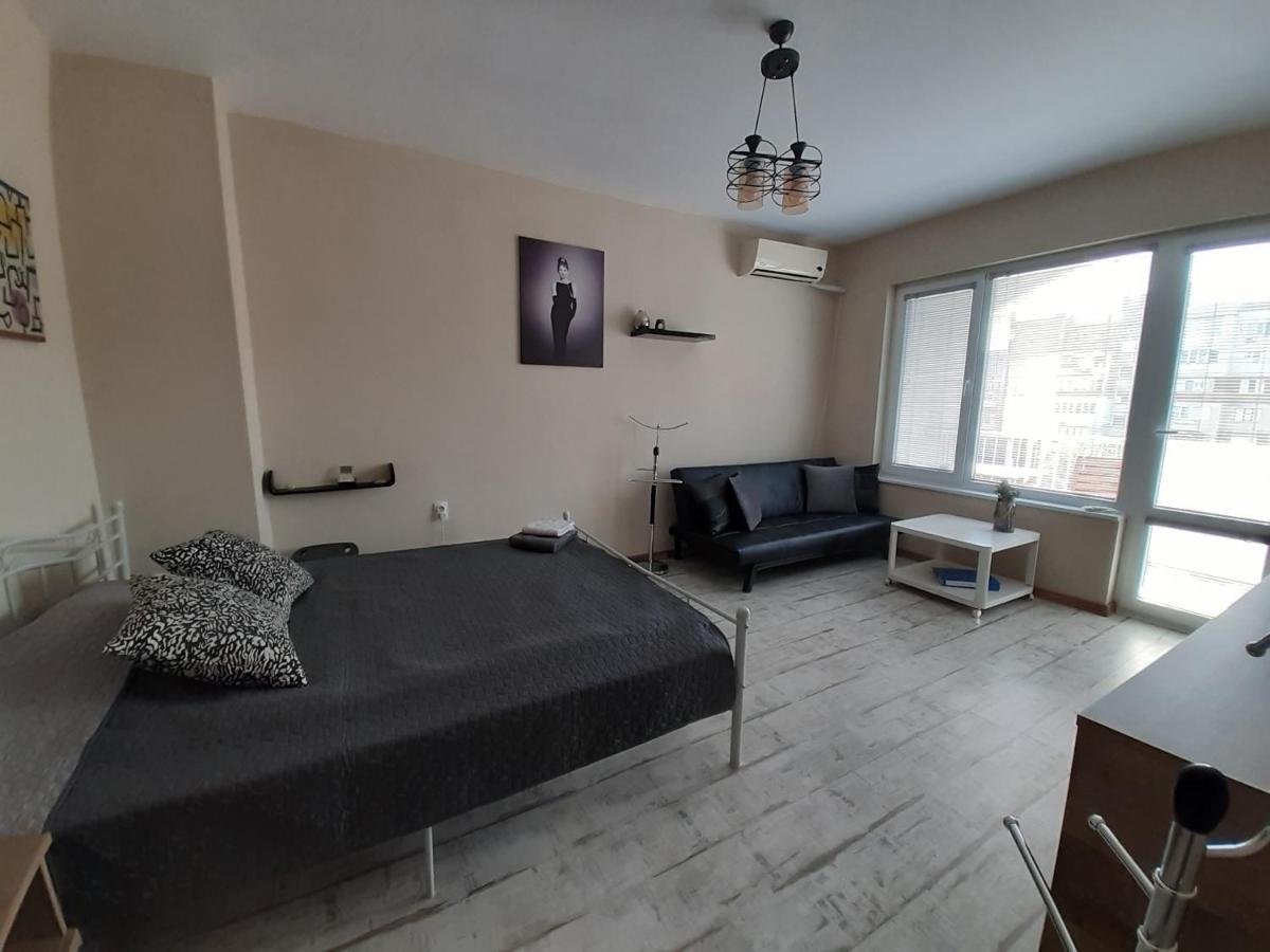 Lefterov'S Guests Suite Varna Buitenkant foto
